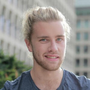 Stephen this is a photo of Stephen who use tall fit check